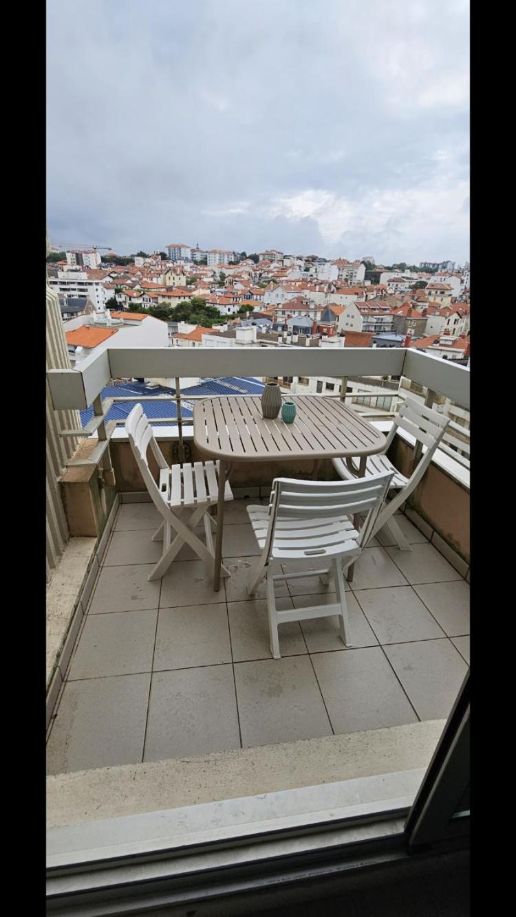 Apartment Victoria Centre Grande And Pool *